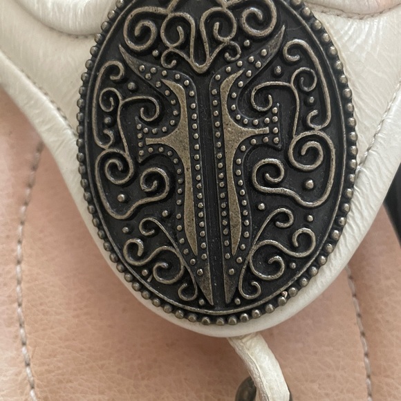 Frye Womens Tan Leather Thong Sandals Flat Flip Flops 9M - Picture 3 of 11